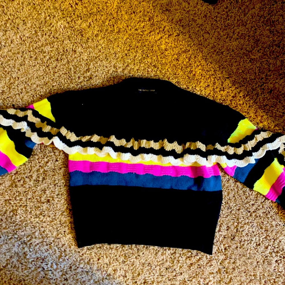 Sweater crop